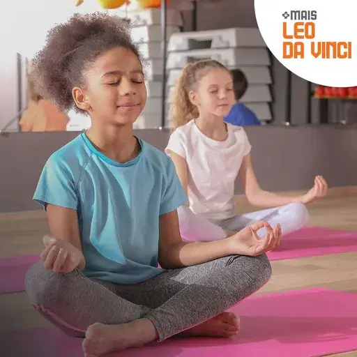 LEO-DA-VINCI_YOGA-KIDS.jpg